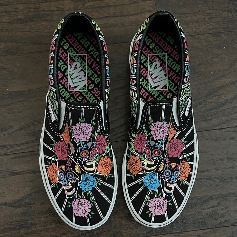 Vans Black Slip-On Sneakers with Multicolor Sugar Skull & Floral Graphics